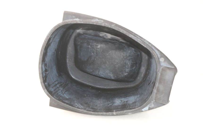 photo de Bauletto sella PIAGGIO VESPA LX IE 125 (2010 - 2012) - Zoom sullo stato d'uso