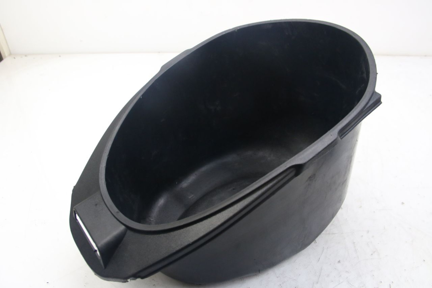 photo de COFANO SELLA PIAGGIO VESPA SPRINT 2T 50 (2014 - 2018) - Vista d'insieme del prodotto