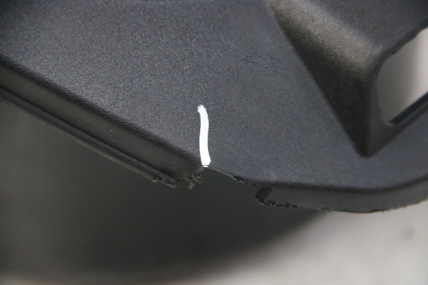 photo de COFANO SELLA PIAGGIO VESPA SPRINT 2T 50 (2014 - 2018) - Stato della superficie e materiale