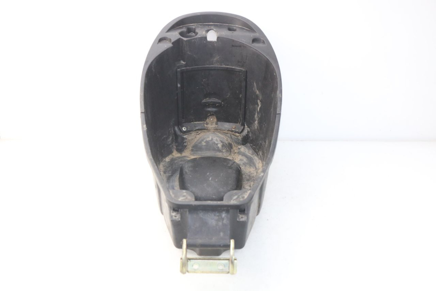 photo de COFANO SELLA PEUGEOT VIVACITY NEW 4T 50 (2008 - 2017) - Dettaglio del componente