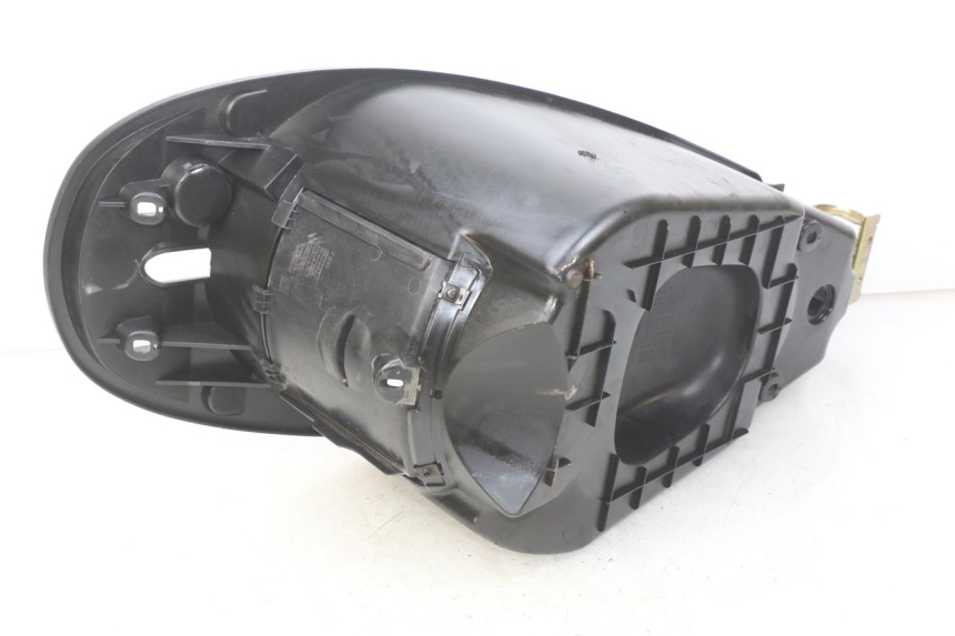 photo de COFANO SELLA PEUGEOT VIVACITY NEW 4T 50 (2008 - 2017) - Zoom sullo stato d'uso