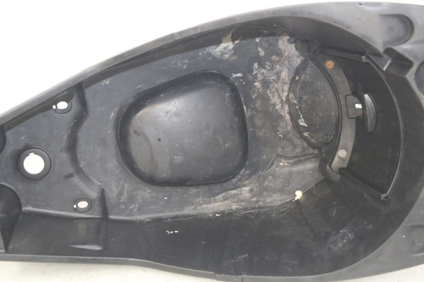 photo de COFANO SELLA PEUGEOT VIVACITY NEW 4T 50 (2008 - 2017) - Vista d'insieme del prodotto