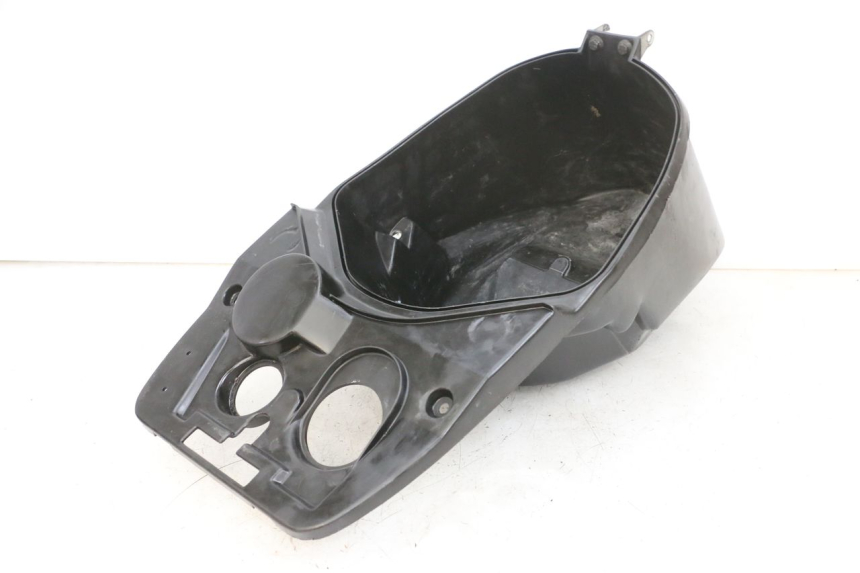 photo de SOTTOSELLA PEUGEOT VIVACITY 100 (1999 - 2008) - Dettagli dei punti di fissaggio