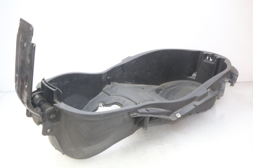photo de COFANO SELLA YAMAHA X-MAX XMAX 125 (2010 - 2013) - Zoom sullo stato d'uso