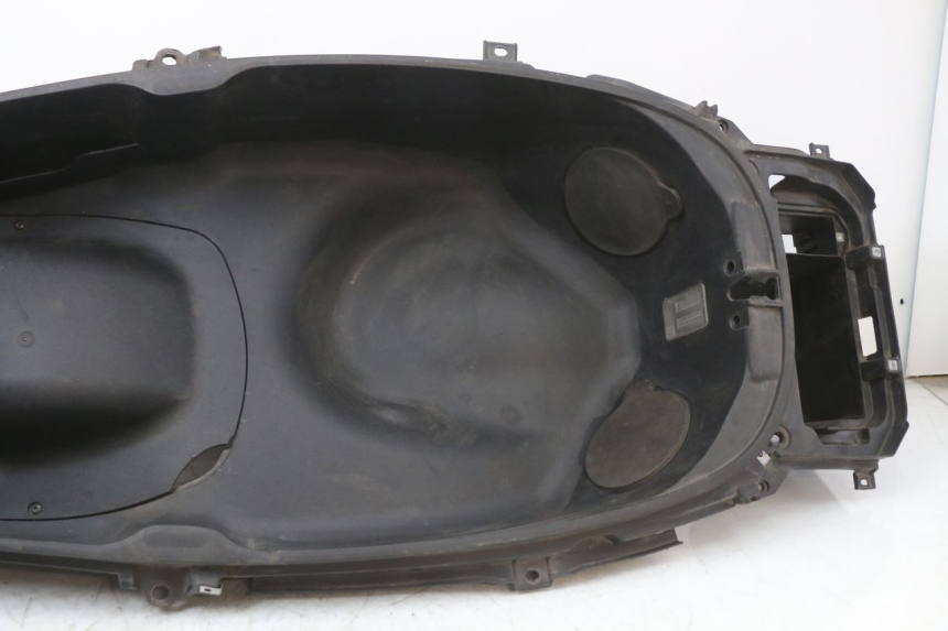 photo de COFANO SELLA PIAGGIO X10 125 (2012 - 2017) - Altra vista dell'articolo