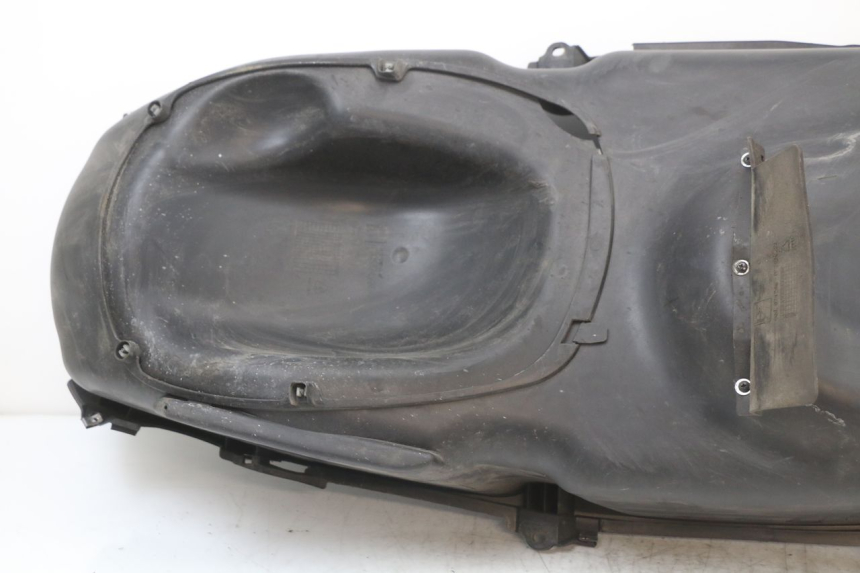 photo de COFANO SELLA PIAGGIO X10 125 (2012 - 2017) - Caratteristiche distintive