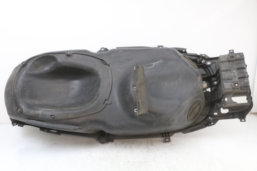 photo de COFANO SELLA PIAGGIO X10 125 (2012 - 2017) - Primo piano tecnico