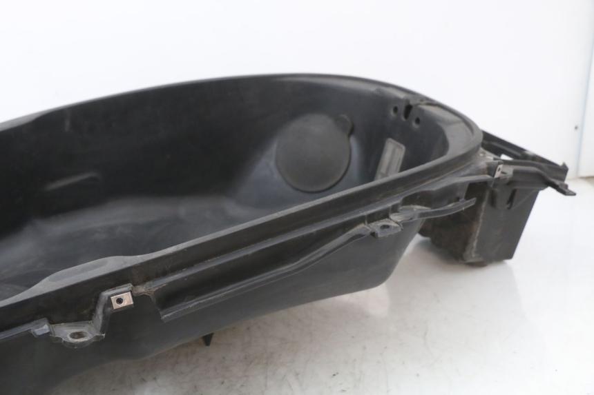 photo de COFANO SELLA PIAGGIO X10 125 (2012 - 2017) - Ricambio usato controllato