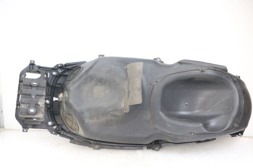 photo de COFANO SELLA PIAGGIO X10 125 (2012 - 2017) - Primo piano tecnico