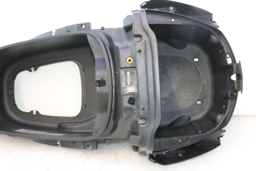 photo de SOTTOSELLA PIAGGIO X8 STREET 125 (2006 - 2007) - Altra angolazione