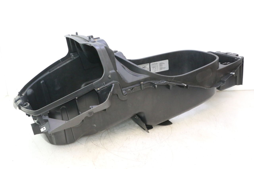 photo de SOTTOSELLA PIAGGIO X8 STREET 125 (2006 - 2007) - Marcature e riferimenti originali