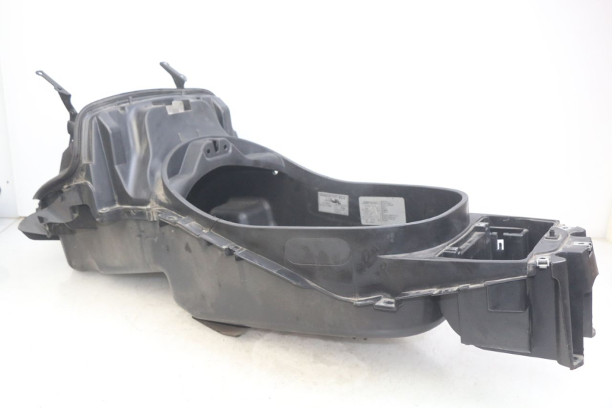 photo de BAULETTO SELLINO PIAGGIO XEVO - X EVO 125 (2007 - 2017) - Zoom sullo stato d'uso