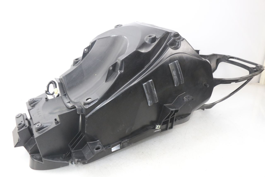 photo de Bauletto sella YAMAHA XP T-MAX TMAX 500 (2008 - 2012) - Dettaglio del componente