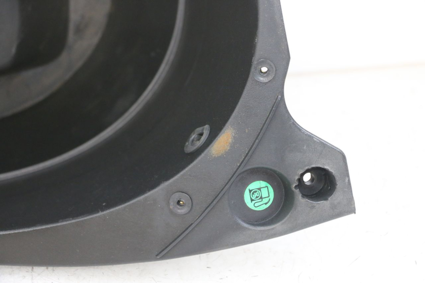 photo de Bauletto sella YAMAHA NEOS NEO'S 4T 50 (2008 - 2016) - Primo piano tecnico