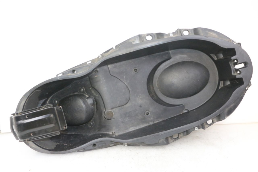 photo de SCATOLA SELLA YAMAHA X-MAX XMAX ABS 250 (2010 - 2014) - Vista principale