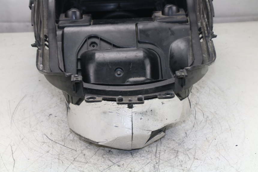 photo de Bauletto sella YAMAHA YP MAJESTY ABS 400 (2007 - 2009) - Primo piano tecnico