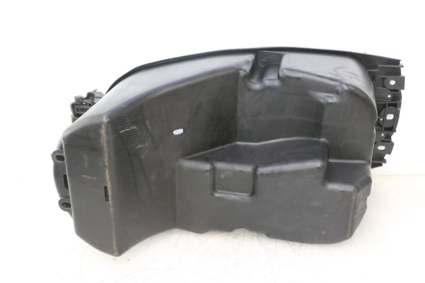 photo de Bauletto sella YAMAHA YP MAJESTY 125 (1998 - 2001) - Zoom sullo stato d'uso
