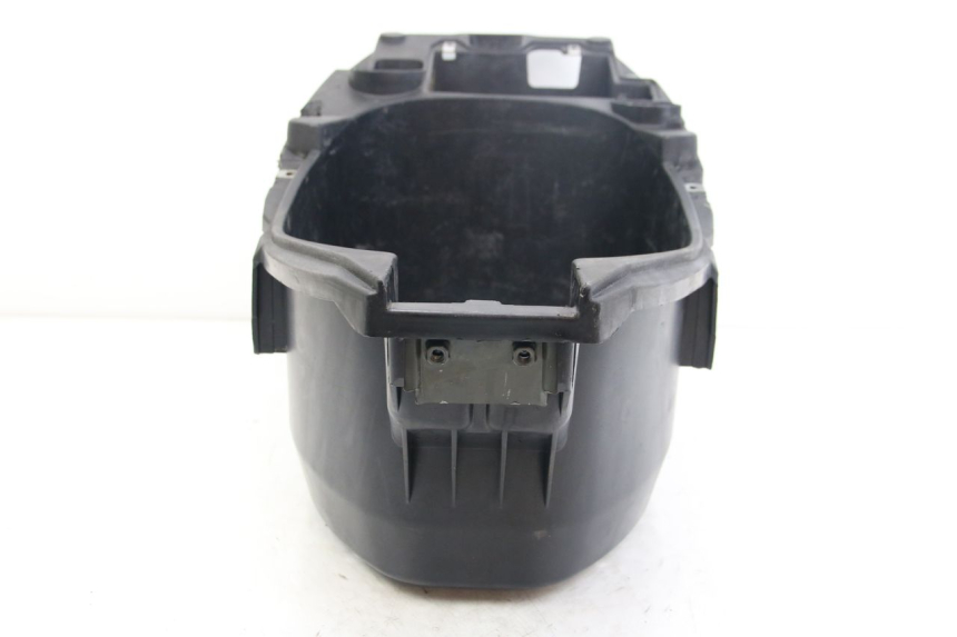 photo de COFANO SELLA PIAGGIO ZIP 2T 50 (2009 - 2019) - Marcature e riferimenti originali