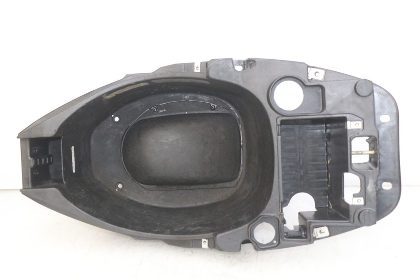 photo de COFANO SELLA PIAGGIO ZIP 2T 50 (2009 - 2019) - Dettaglio del componente