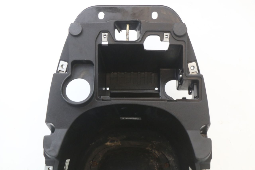 photo de COFANO SELLA PIAGGIO ZIP 4T 50 (2018 - 2020) - Caratteristiche distintive