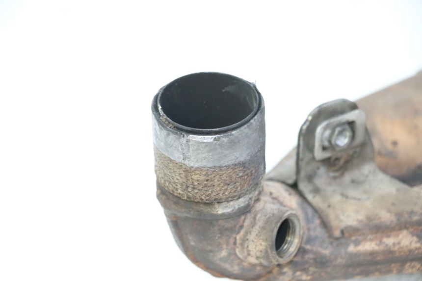 photo de COLLETTORE YAMAHA FZ6 FAZER S2 600 (2007 - 2011) - Dettagli dei punti di fissaggio