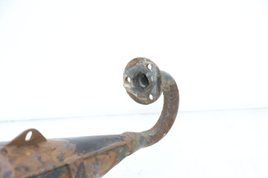 photo de COLLETTORE PEUGEOT TREKKER 50 (1995 - 2004) - Dettagli dei punti di fissaggio