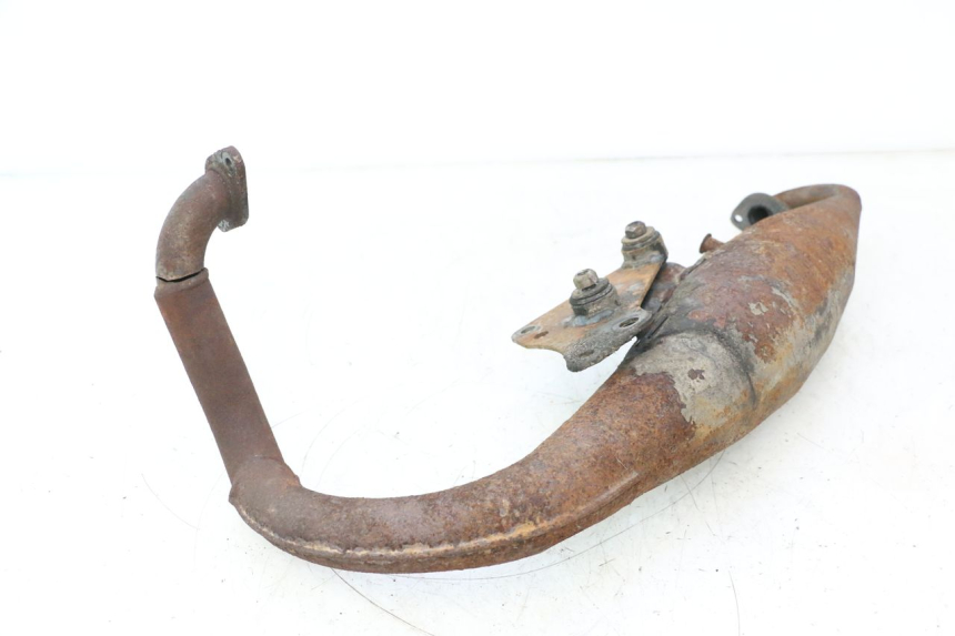 photo de COLLETTORE PEUGEOT TREKKER 50 (1995 - 2004) - Dettagli dei punti di fissaggio