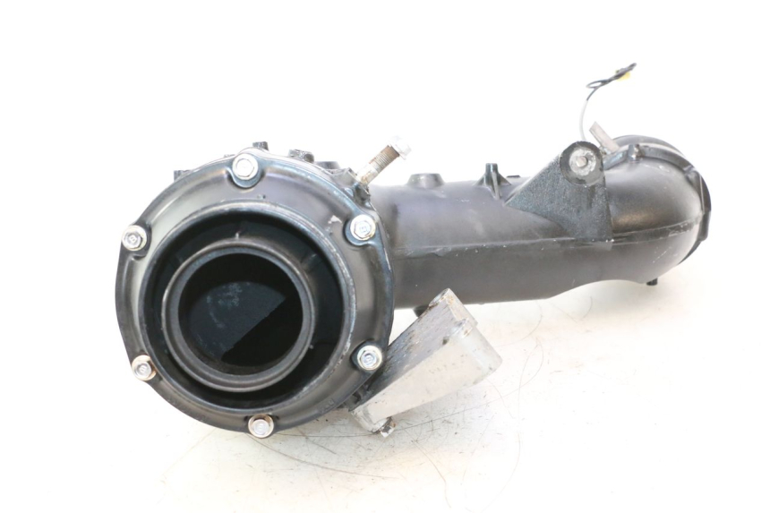 photo de COLLETTORE YAMAHA WAVE RUNNER GP R 1200 (2000 - 2003) - Zoom sui componenti