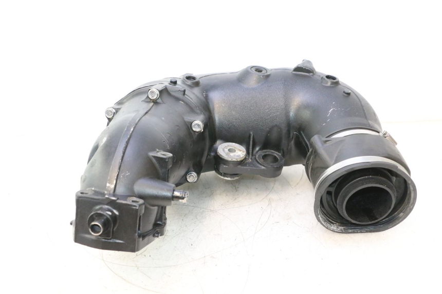 photo de COLLETTORE YAMAHA WAVE RUNNER GP R 1200 (2000 - 2003) - Vista d'insieme del prodotto