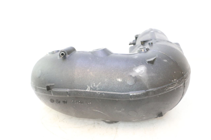 photo de COLLETTORE YAMAHA WAVE RUNNER GP R 1200 (2000 - 2003) - Stato della superficie e materiale