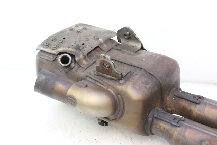 photo de COLLETTORE YAMAHA YZF R6 600 (2008 - 2009) - Dettagli dei punti di fissaggio