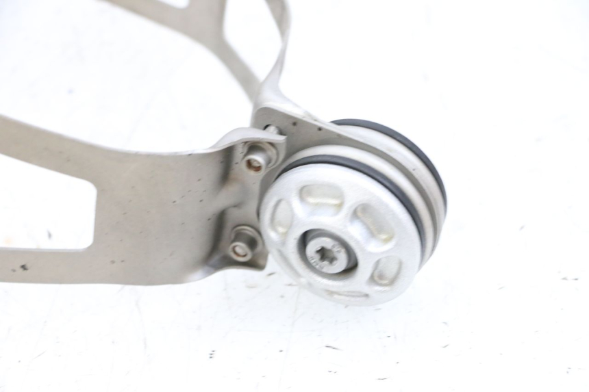 photo de SCARICO CLAMP BMW R GS 1250 (2021 - 2024) - Altra angolazione