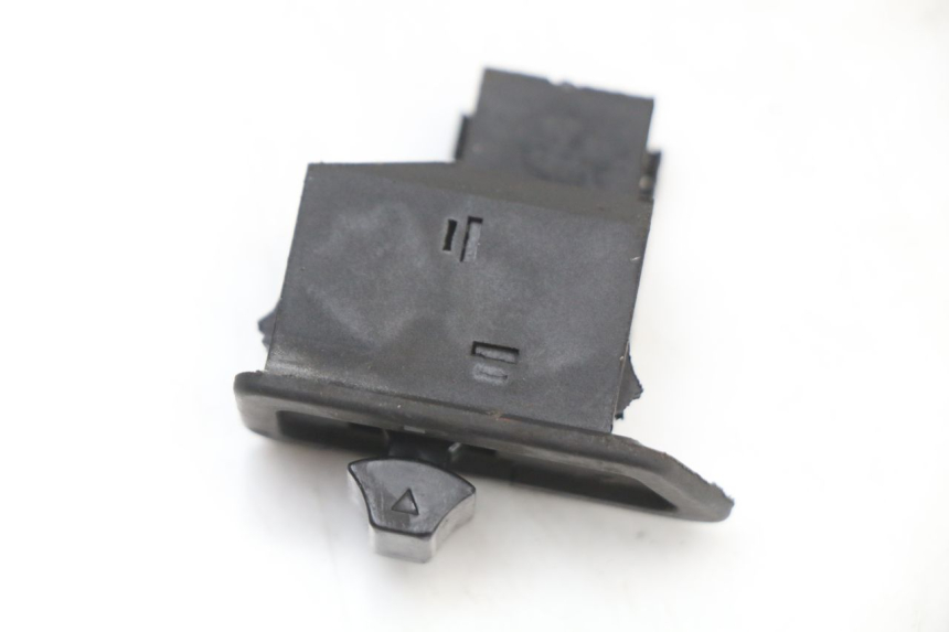 photo de COMMUTATORE FRECCE TNT MOTOR BOSTON 4T 50 (2018 - 2025) - Zoom sullo stato d'uso