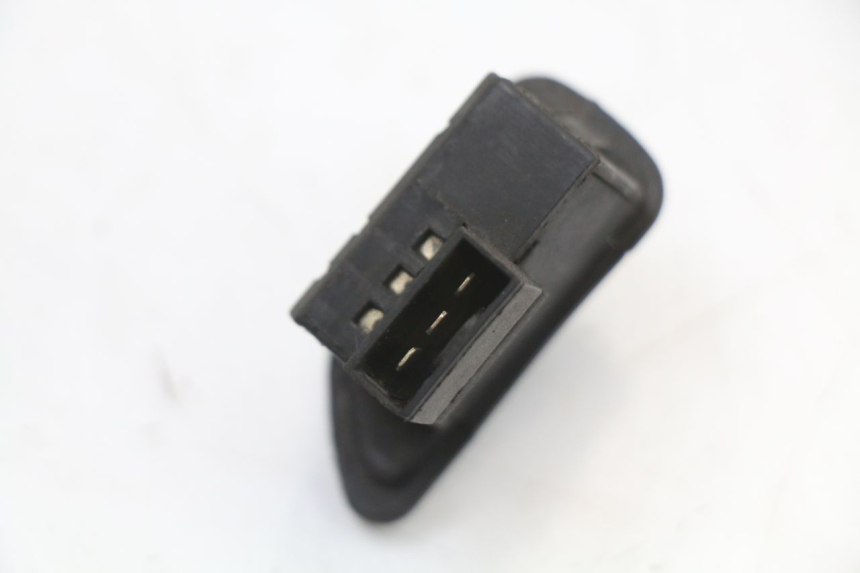 photo de COMANDO FRECCE PIAGGIO FLY 2T 50 (2004 - 2017) - Altra angolazione