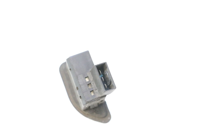 photo de COMANDO FRECCE PIAGGIO FLY 2T 50 (2004 - 2017) - Altra angolazione