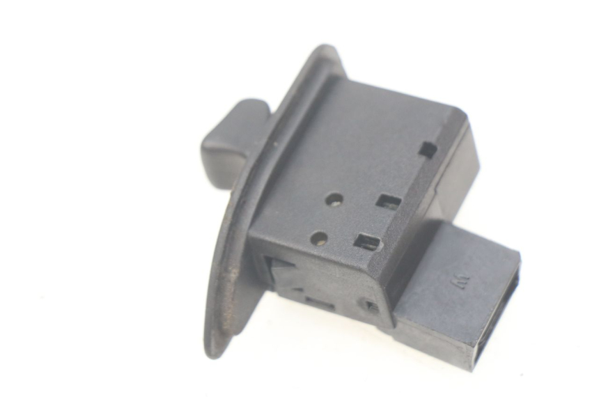 photo de COMANDO FRECCE PIAGGIO LIBERTY 4T 50 (2004 - 2008) - Zoom sullo stato d'uso