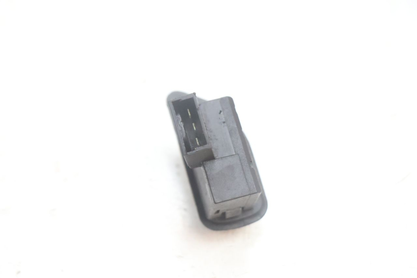 photo de COMMUTATORE FRECCE PIAGGIO LIBERTY 125 (1998 - 2008) - Altra angolazione