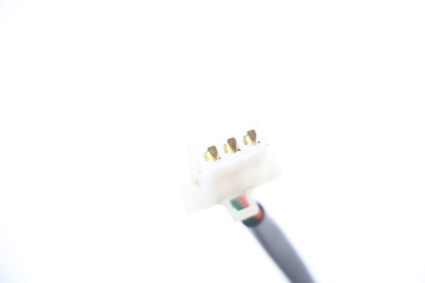 photo de COMMUTATORE FRECCE MBK OVETTO ONE 2T 50 (2013 - 2017) - Primo piano tecnico