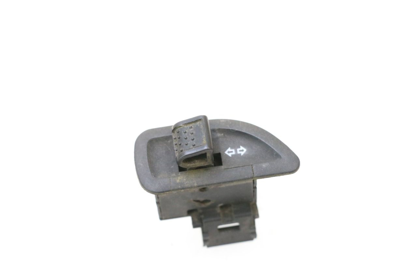 photo de COMMUTATORE FRECCE PIAGGIO MP3 125 (2006 - 2014) - Vista principale