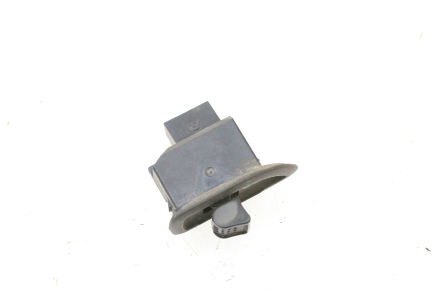 photo de COMMUTATORE FRECCE PIAGGIO MP3 125 (2006 - 2014) - Dettaglio del componente