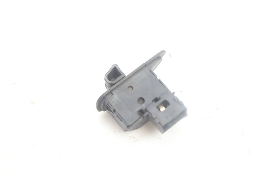 photo de COMMUTATORE FRECCE PIAGGIO MP3 500 (2016 - 2018) - Zoom sullo stato d'uso