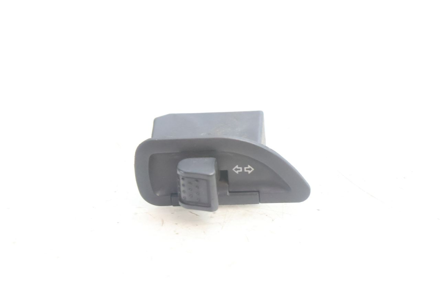 photo de COMMUTATORE FRECCE PIAGGIO MP3 500 (2016 - 2018) - Vista principale
