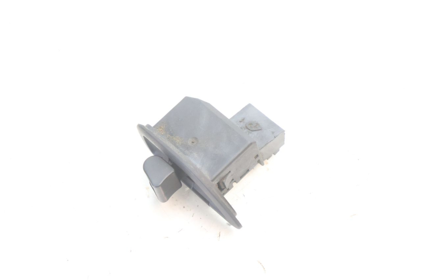 photo de COMMUTATORE FRECCE PIAGGIO MP3 500 (2016 - 2018) - Dettaglio del componente