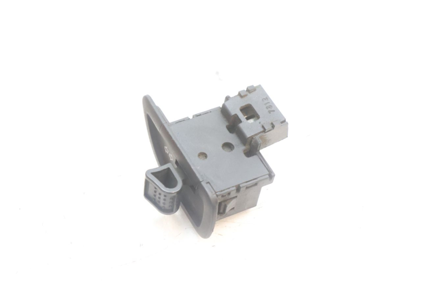 photo de COMMUTATORE FRECCE PIAGGIO MP3 500 (2016 - 2018) - Zoom sullo stato d'uso