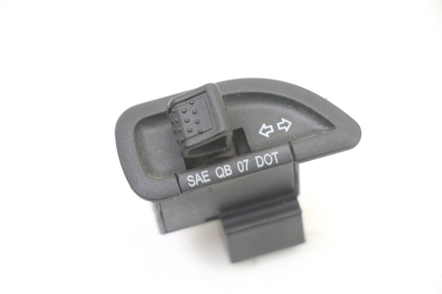 photo de COMMUTATORE FRECCE PIAGGIO NRG POWER PUREJET 50 (2018 - 2021) - Vista principale