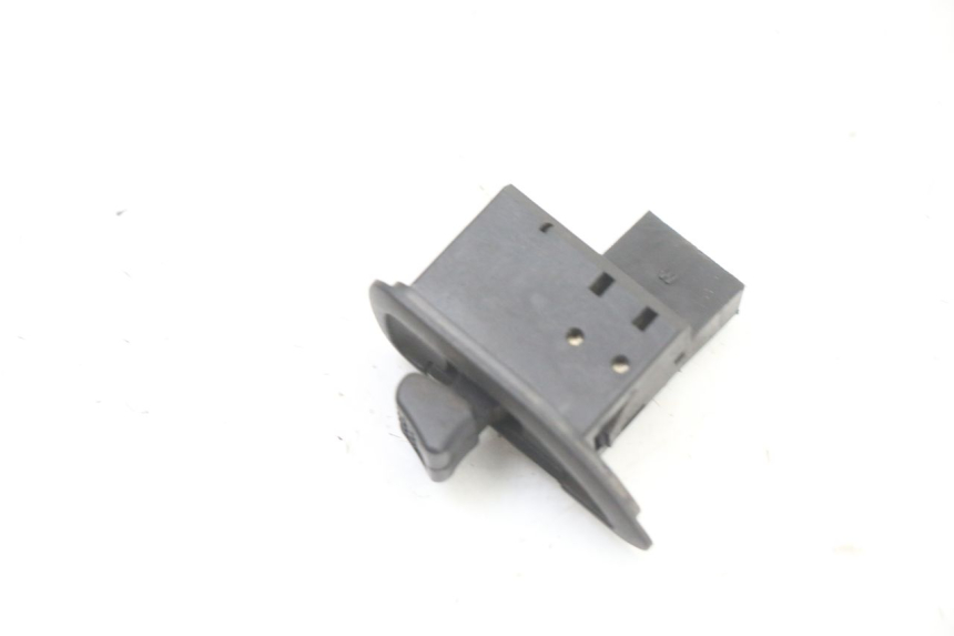 photo de COMMUTATORE FRECCE PIAGGIO NRG POWER PUREJET 50 (2018 - 2021) - Altra angolazione