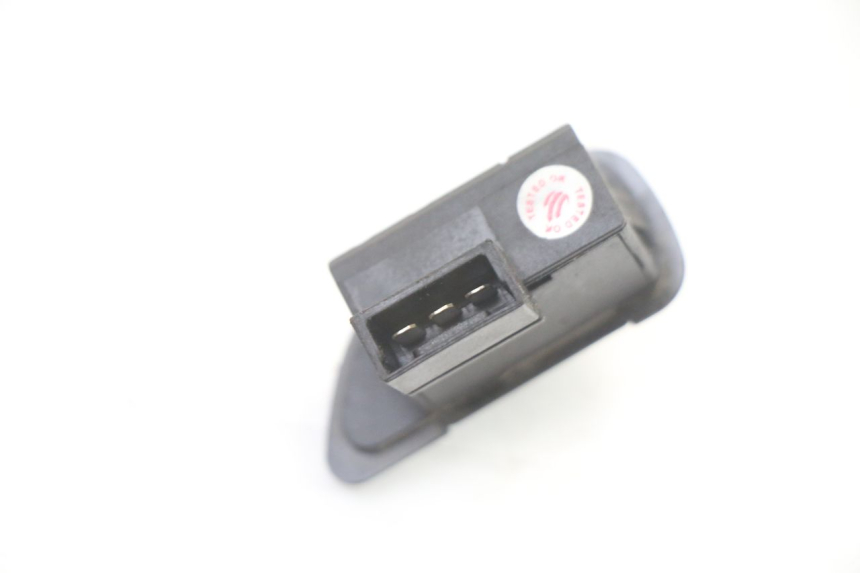 photo de COMMUTATORE FRECCE PIAGGIO NRG POWER PUREJET 50 (2018 - 2021) - Vista d'insieme del prodotto