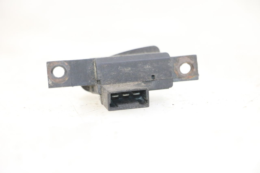 photo de COMMUTATORE FRECCE PIAGGIO VESPA GRANTURISMO 200 (2004 - 2005) - Dettaglio del componente