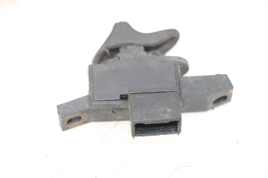 photo de COMMUTATORE FRECCE PIAGGIO VESPA GRANTURISMO 200 (2004 - 2005) - Zoom sullo stato d'uso