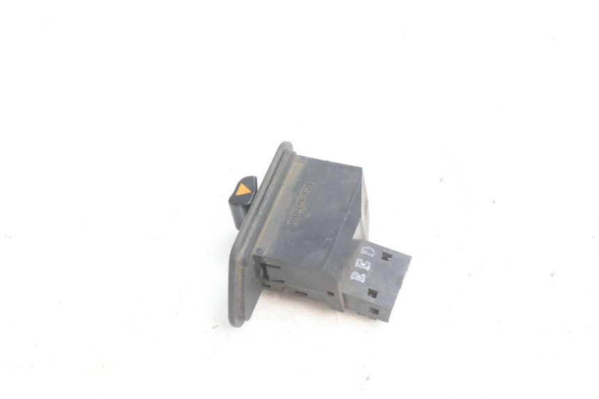 photo de COMMUTATORE FRECCE HONDA SH 125 (2001 - 2003) - Dettaglio del componente